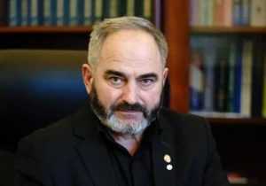 Aurel Balasoiu - Dosarul de viol al deputatului Bălășoiu- redeschis! Mama presupusei victime atacă decizia magistraților