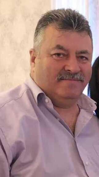 1 stelica craciun 1 1 e1647248511932 - Camerele video din Mioveni: primarul a fost urmărit prin oraş înainte de agresiune!