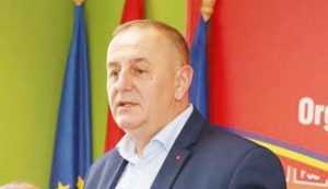 Primarul din Ștefănești a reconfigurat toată primăria 1 Nicolae Velcea - Primarul din Ștefănești a reconfigurat toată primăria