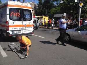 Acum: Accident în Pitești! O persoană este rănită 1 ambulanta 5
