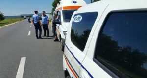 Accident în Bascov! Două autoturisme s-au ciocnit 1 Poliție și ambulanță permis