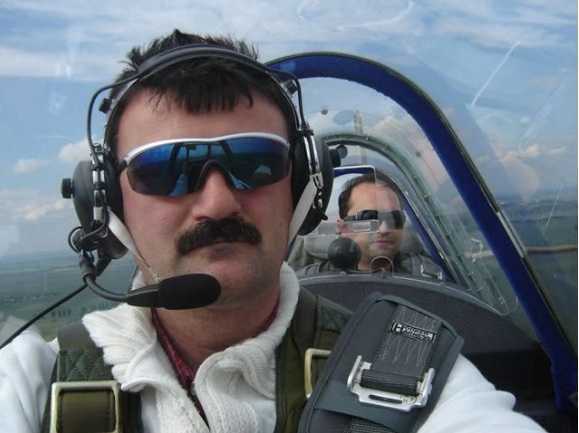 Pilot TAROM și campion național-mort în accidentul aviatic din Prahova! Avionul era un Suhoi -31 rusesc!