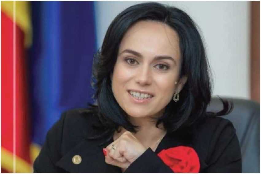 PNNR – Simona Bucura PNNR - Simona Bucura