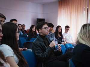 STOP bullying-ului în școlile din Argeș! Campanie 2022 organizată de elevi, pentru elevi 10 Bullying _campanie (2)