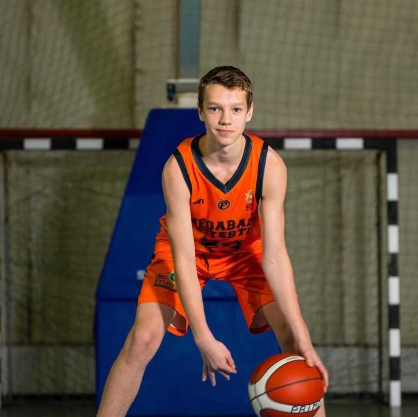 Baschetbaliştii piteştenii de la PRIMO Megaball - super VICTORIE la Campionatul Naţional 3 x 3! 2 Calin Marinescu