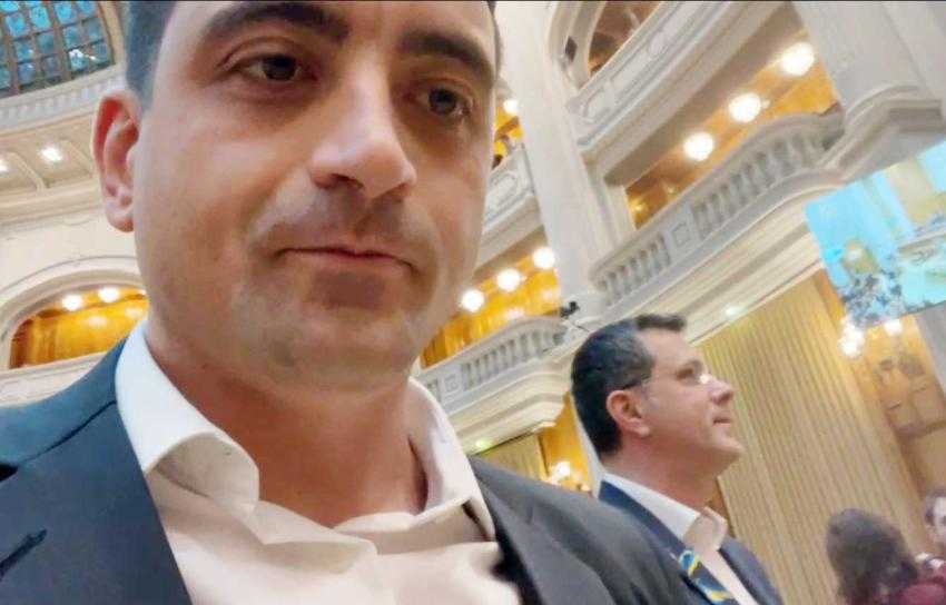 George Simon Ionut Mosteanu George Simon Ionut Mosteanu