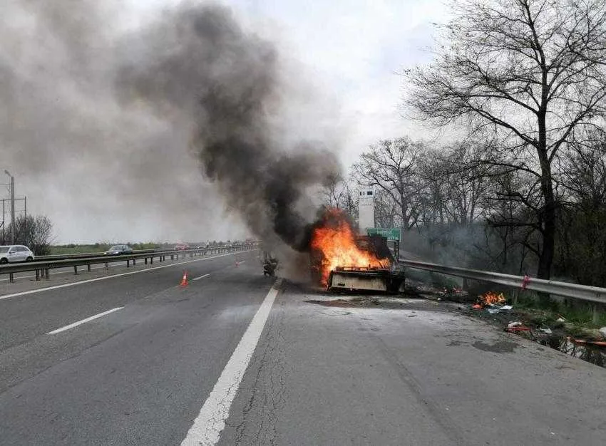 incendiu-autoutilitara