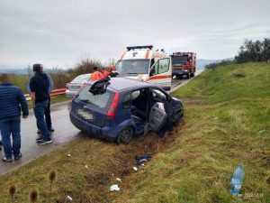 Accident cu 3 victime la Mihăești! Un șofer băut a intrat cu mașina într-un cap de pod 1 WhatsApp Image 2022 04 22 at 12.36.41 1 - Accident cu 3 victime la Mihăești! Un șofer băut a intrat cu mașina într-un cap de pod