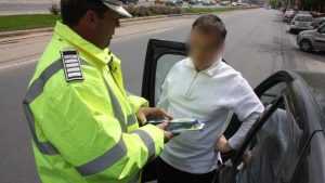 Pitești: „Șmecher” la volan, lăsat fără permis de polițiști 1 sofer-politie