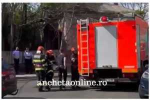 (VIDEO) Incendiu la o casă de lângă Centrul de Diagnostic din Pitești 9 interventie la