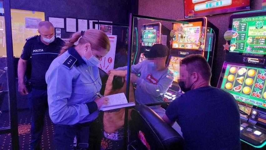 sala-de-jocuri sala-de-jocuri