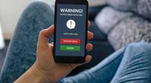 Atenție! Un nou virus trimis prin sms-uri atacă telefoanele 1 virus-telefon