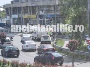 Pitești: Femeie rănită într-un microbuz! 25 incident-microbuz (1)