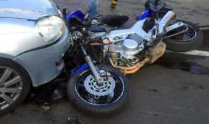 Circulație oprită pe DN 11. Motociclist grav rănit! 1 accident-motocicleta