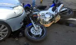 Accidente cu victime motocicliști în Argeș! Trei persoane au auns la spital! 1 accident-motocicleta