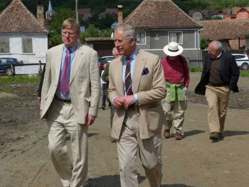 printul_charles_vine_in_romania