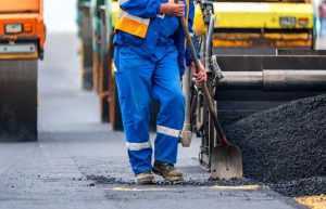 Programul Național de Investiții ”Anghel Saligny”. Câți bani s-au decontat la Boteni pentru asfaltări 1 asfaltare strazi
