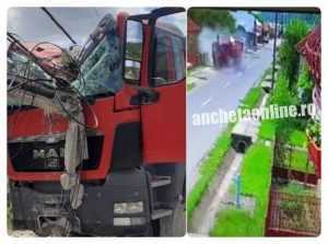 (VIDEO) Momentul în care șoferul basculantei se oprește în stâlp! Bărbatului i s-a făcut rău la volan 1 accident grav autobasculanta - (VIDEO) Momentul în care șoferul basculantei se oprește în stâlp! Bărbatului i s-a făcut rău la volan