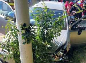 accident bradu - (VIDEO) Accident în Bradu! Impact puternic între două mașini