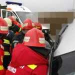 Accident grav în Călinești! Intervine descarcerarea 12 accident-descarcerare-smurd-politie-4