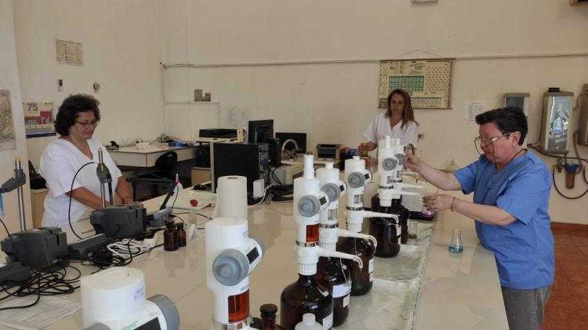 Laboratoarele SC Apă Canal 2000 SA Piteşti – performanţă şi competenţă! 1 laborator 1 apă canal