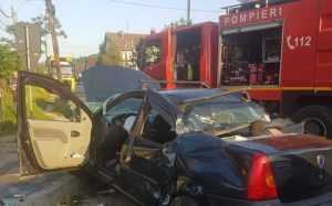 Accident rutier cu 2 persoane încarcerate! 6 isu arges e1655093961768 - Accident rutier cu 2 persoane încarcerate!