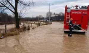 Atenție!! Este risc de inundații în Argeș 1 dambovita inundatii 1000x600 1 - Atenție!! Este risc de inundații în Argeș