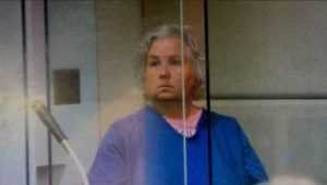 Scriitoarea eseului „Cum să-ți omori soțul” a fost condamnată pe viață, după ce și-a ucis bărbatul! 22 scriitoarea condamnata - Scriitoarea eseului „Cum să-ți omori soțul” a fost condamnată pe viață, după ce și-a ucis bărbatul!