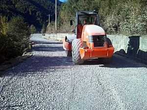 general trust pozele lor 3 - GENERAL TRUST ARGEȘ - 18 ani experiență în construcția de drumuri!