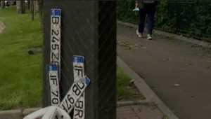 Fără numere de înmatriculare după furtuna de marți! 10 numere - Fără numere de înmatriculare după furtuna de marți!