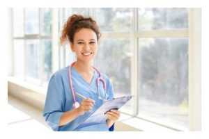 Estera Stămoiu: ,,Încă un pas important legislativ către antreprenoriatul pentru asistenții medicaliI” 1 asistenti medicali