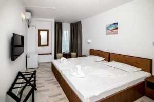 hotel borcea - Care sunt hotelurile de lux deținute de către Gigi Becali și Cristi Borcea de pe litoral și care este prețul unei seri de cazare!