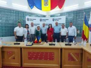 Orașul Mioveni sărbătorește 537 de ani de a prima atestare! Simona Bucura Oprescu sărbătorește alături de cetățeni! 30 simona bucura - Orașul Mioveni sărbătorește 537 de ani de a prima atestare! Simona Bucura Oprescu sărbătorește alături de cetățeni!