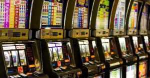 Guvernul cere impozit progresiv pentru banii din jocurile de noroc! Veste proastă și pentru HORECA! 20 jocuri de noroc 1 - Guvernul cere impozit progresiv pentru banii din jocurile de noroc! Veste proastă și pentru HORECA!