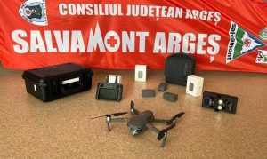 ( VIDEO) Salvamont Argeș - Dotată cu o dronă de ultimă generație de 33.000 de lei! 2 drona salvamont - ( VIDEO) Salvamont Argeș - Dotată cu o dronă de ultimă generație de 33.000 de lei!