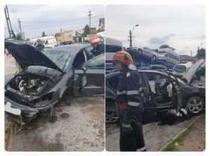 accident bascov cap pod - ACUM: A intrat cu mașina într-un cap de pod!