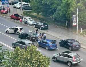 Urmărie în trafic, în Pitești! Doi tineri au fost încătușați! 1 actiune politie - Urmărie în trafic, în Pitești! Doi tineri au fost încătușați!