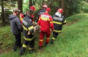 barbat cazur e1657179005841 - Bărbatul care a căzut în canalul de 6 metri, era dispărut de aseară! El plecase cu caprele la păscut!