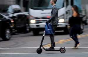 Asigurarea RCA va fi obligatorie și pentru trotinetele și biciclete electrice 4 trotinete - Asigurarea RCA va fi obligatorie și pentru trotinetele și biciclete electrice