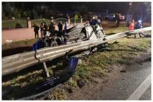 Accident grav pe DN7! Un șofer din Mioveni a intrat în coliziune cu o mașină care circula din sens opus 1 accident dn7