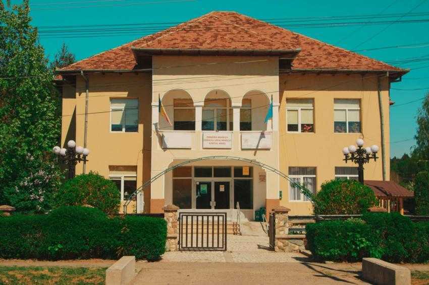 Sediu Primaria Mihaesti