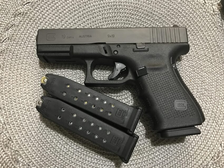 pistoale glock 9 mm_1