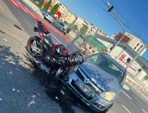 Accident în Mioveni! Un motociclist a fost rănit grav 1 accident moto - Accident în Mioveni! Un motociclist a fost rănit grav
