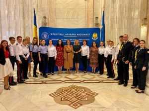 simona bucur - Simona Bucura Oprescu: „Femeia trebuie să fie privită ca o resursă importantă”