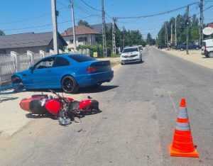 accident motocicleta stefanesti - Minor de 17 ani, rănit într-un accident cu motocicleta