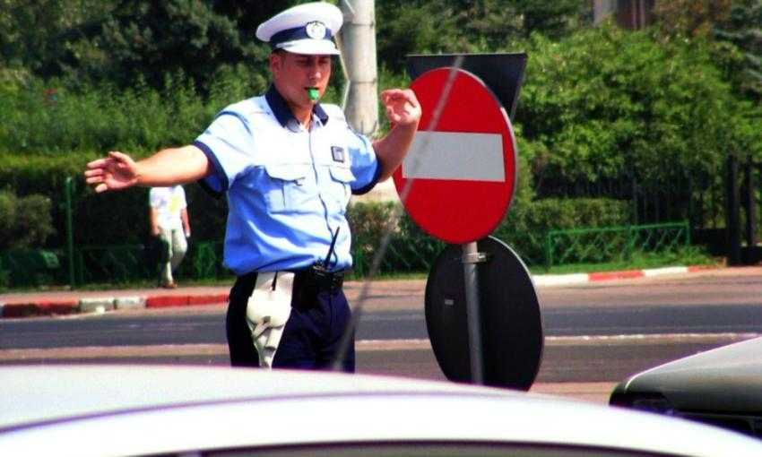 politist-politie-trafic-circulatie-agent-amenzi.axfrcp1byj-1000×600