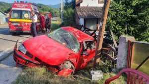 (VIDEO) Accident cu 2 victime până în barajul Vidraru! 11 accident - (VIDEO) Accident cu 2 victime până în barajul Vidraru!