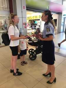 Activități desfășurate cu scopul prevenirii furturilor din locuințe în Pitești! 1 politie - Activități desfășurate cu scopul prevenirii furturilor din locuințe în Pitești!