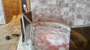 Indospoziția provocată de vremea urâtă de afară, poate dispărea doar cu o vizită la SPA Marcea Sport! 6 jacuzzi