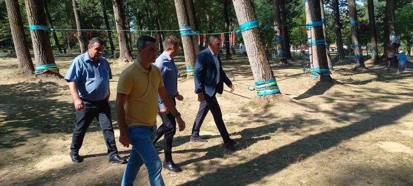 primar lunca argesului